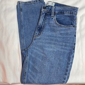 Abercrombie mom jeans worn once